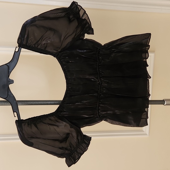 Puff-Sleeve, Black Sheen top.  New with tags!  Romantic and Flirty! - Picture 11 of 16